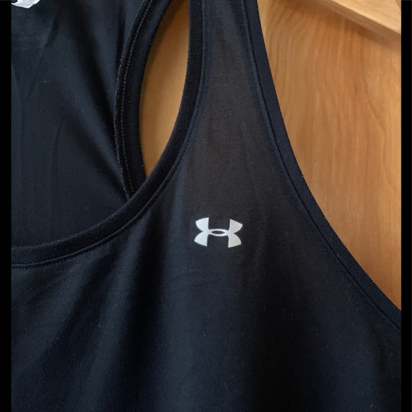 Under Armour tank top - Picture 5 of 10